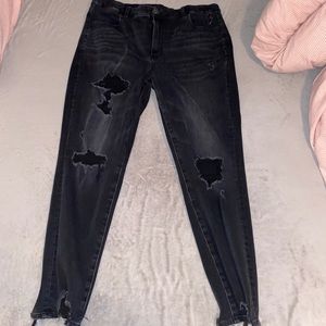 Black Curvy Super Hi-Rise Distressed Jegging